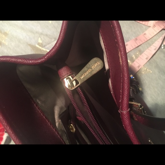 Burgundy MK Shoulder Bag - Picture 3 of 6